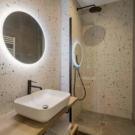 12.appart 4pers#1 Bedroom #pere Lachaise #nation Париж